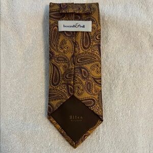 Altea Brown Paisley Tie with Silky Finish